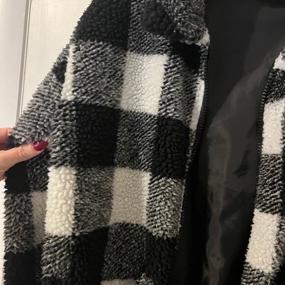 Dee Elly Teddy Jacket - small - Picture 4 of 8